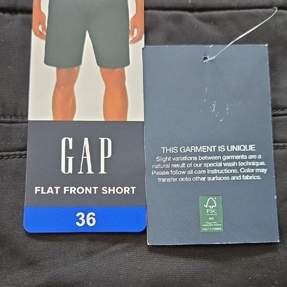 GAP Black Flat Front Shorts Classic Style - Picture 2 of 5